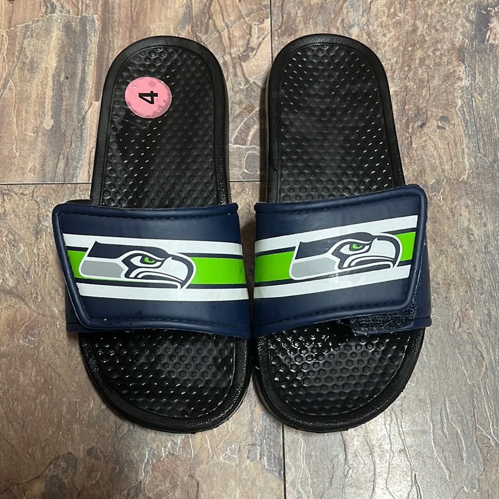 Seahawk slides